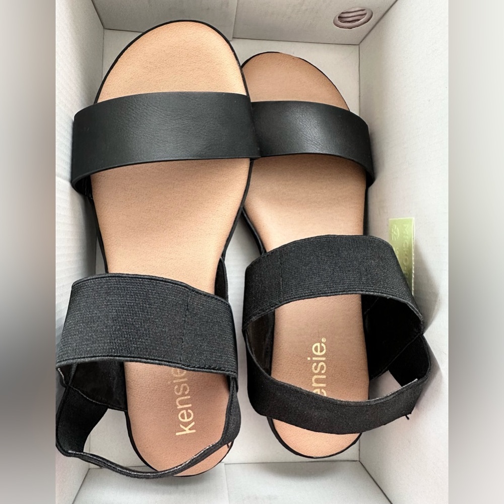 Kensie - Black and Tan Everlee Sandals - Size 8